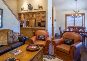 Bear Claw 615 - Ski-in Ski-out Condo!