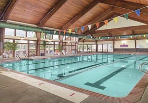Beautiful 2 bedroom unit at resort, sleeps 6