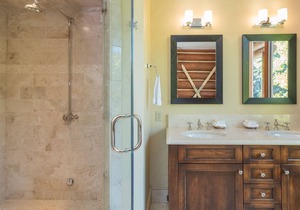 Beautiful High End Home with Ski In Ski Out Access