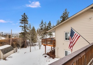 Beautiful Mountain Home w/Hot Tub!