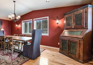 Beautiful Mountain Home w/Hot Tub!