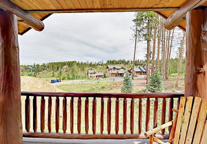 Beautifully Updated Home w/ Private Hot Tub & Mountain Views