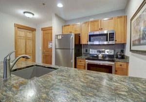 Best Location On The Mountain, Amazing View, Outdoor Hot tub! CO204