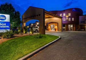 Best Western Kiva Inn