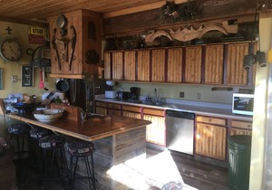 Big Mountain Home with Breathtaking views; sleeps 16