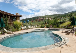 Biking, Hiking Right Out Your Door at Snowmass! With Balcony, Gas Fireplace, Pool/HT, Parking.