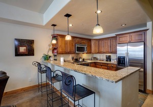 BL6106 | Mountain Residence | Private Patio with Hot Tub | Air Chilling