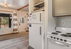 Blue Jay Bungalow - Mountain Cabin Near Rocky Mountain National Park -- 20-NCD0280