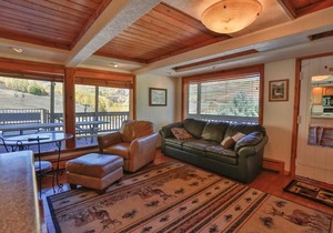 Brettelberg Slopeside Condos F9