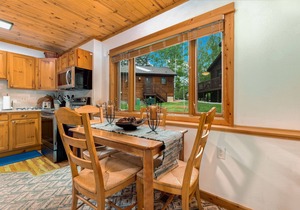 Bugle Point B08 (Private Hot tub) River Views!
