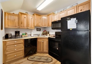 Bugle Pointe A09 (Private Hot tub) River Views!