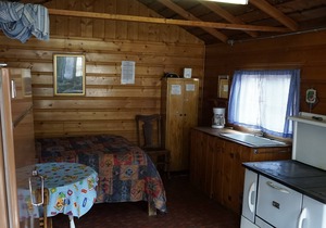 Cabin 2 at Sportsman’s Lodge, Rustic Cabin 2 at Sportsman's Lodge