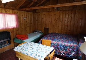 Cabin 5 at Sportsman’s Lodge, Rustic Cabin 5 at Sportsman's Lodge