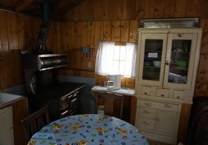 Cabin 6 at Sportsman’s Lodge, Rustic Cabin 6 at Sportsman's Lodge