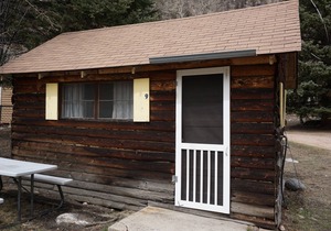 Cabin 9 at Sportsman’s Lodge, Rustic Cabin 9 at Sportsman's Lodge