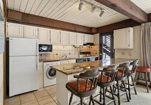 Chateau Roaring Fork Unit 29, Sunny, Corner Condo with River Views