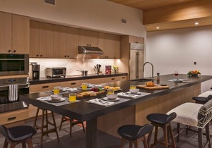 Chic Downtown Penthouse + Incredible Views + Perfect Location - Butterfly Lofts