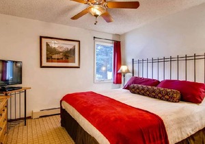 Christmas Break at Eagle Point Vail Condo December 23-30