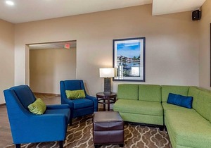 Comfort Inn & Suites Pueblo