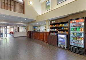 Comfort Suites Lakewood - Denver