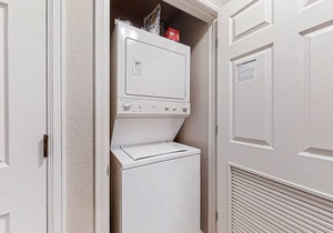 Comfy Condo on the Bus Route w/ Gas Fireplace, W/D, WiFi & Garage Parking!