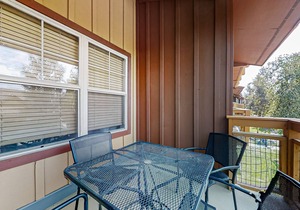 Comfy Condo on the Bus Route w/ Gas Fireplace, W/D, WiFi & Garage Parking!