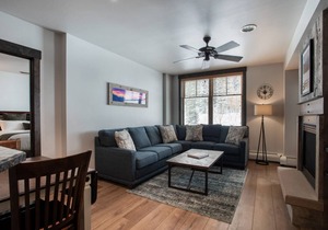 Condo ∙ 2 bedrooms ∙ 6 guests
