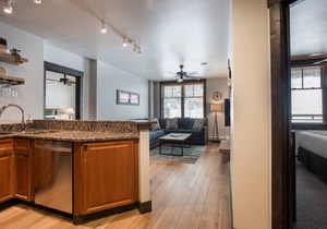 Condo ∙ 2 bedrooms ∙ 6 guests