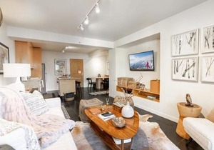Condo with Onsite Pool & Hot Tub, Free WiFi & Garage Parking