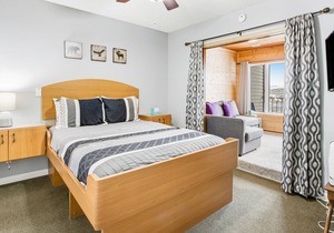 Convenient Home Walking Distance to Granby Ranch with Free WiFi & Gas Fireplace
