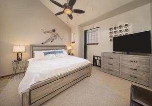 Cozens Pointe B-301 condo
