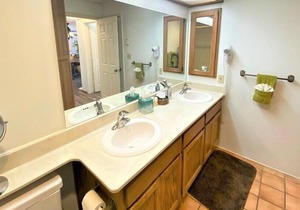 Cozy and Charming Condo with Mountain Views, Just 1 Mile to Purgatory Ski Resort