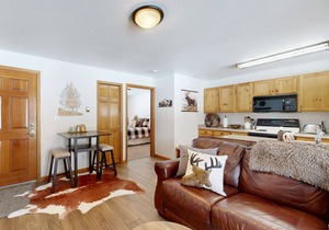 Creekside condo w/patio, fireplace & open layout perfect for a group getaway