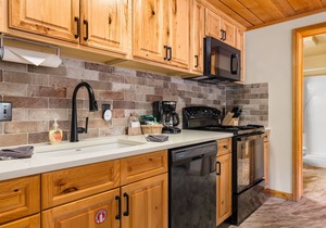 Creekside Suite 17 River View!