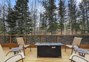 Cutty Sark Court #2 3BR Mountain Views townhouse