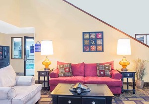 Days Inn by Wyndham Lamar