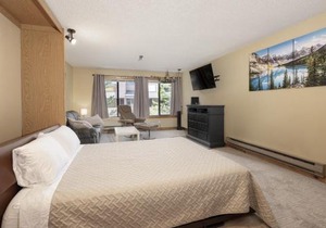E209 Snowblaze Athletic Club Condo