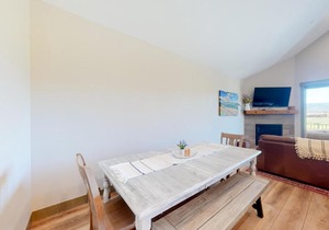Eagle Ridge Views