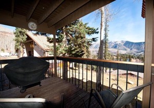 East Rim Unit C11