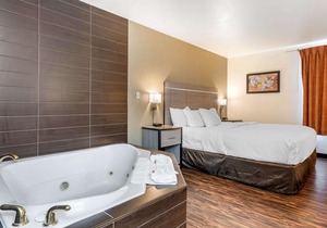 Econo Lodge Pueblo