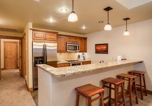 EL5110 | Private Hot Tub | 4 Pools | 10 Hot Tubs | Air Chilling