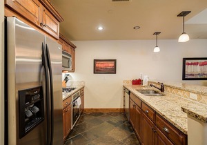 EL5110 | Private Hot Tub | 4 Pools | 10 Hot Tubs | Air Chilling
