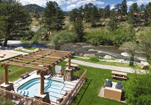 Estes Park is a small town with lots of love!