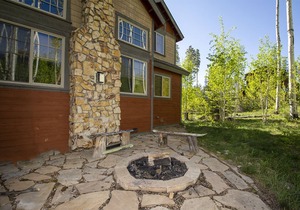 Exceptional home - Luxurious Setting, 3 Master Suites, Private HT, Sleeps 12