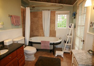 Family-Friendly Home Steps From Downtown Boulder, Shopping, Dining And Events