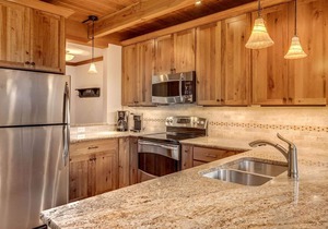 Family Friendly Mountain Condo with Slope Views
