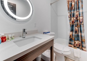 Family Room + full kitchen at Dolores Mountain Inn