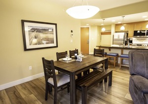 Fantastic front corner 2bd condo Base Winter Park