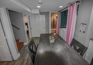 Fun and Affordable Dual Bedroom Lower Unit in Vibrant Denver