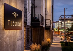 Gameday Oasis | Private Balcony | Jefferson Park | Tesoro